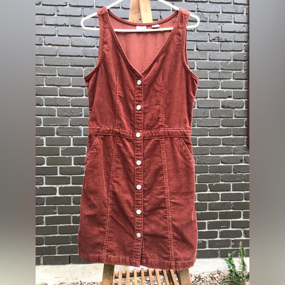 Levi’s Rust Colored Corduroy Button Dress - Stunning!!